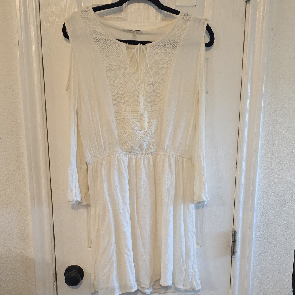 Speed Control Cream Lace Long Sleeve Dress